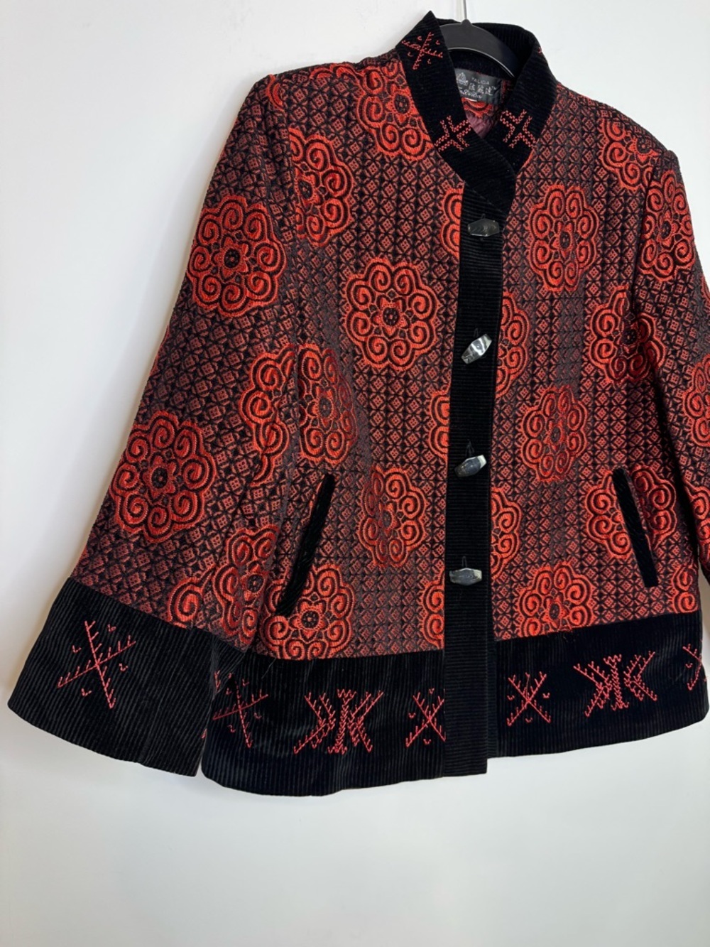 Vintage jacket embroidered patterns statement asian inspired jacquard pattern - Picture 3 of 9
